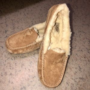 Women’s Ugg Ansley Slippers - Size 10 - Chestnut